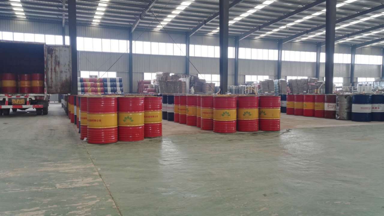 船用潤滑油與陸上用柴油機(jī)油有什么不同?那個品牌的好用？